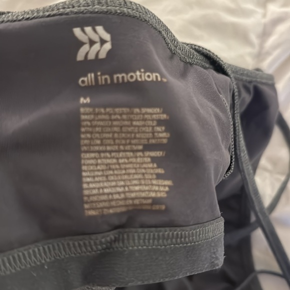 NWOT exercise top - Picture 3 of 3